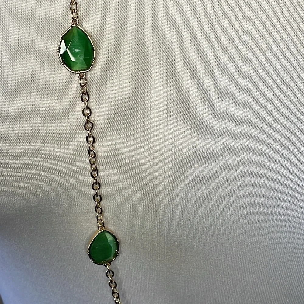NWT 14th & Union Green Jewel Tone Necklace Strand Gold Tone Chain